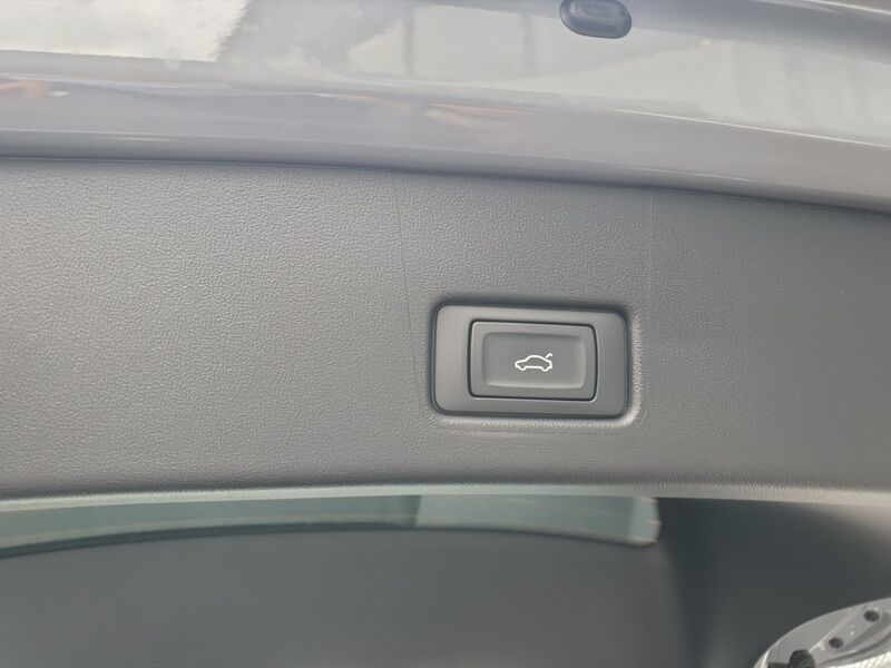 More views of Audi Q4 E-tron