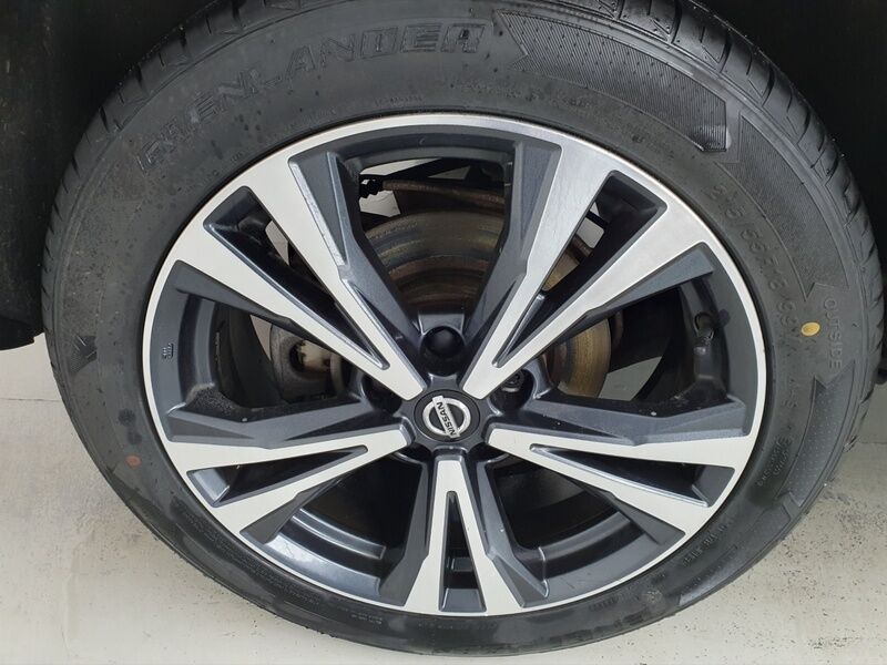 More views of Nissan QASHQAI