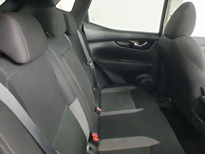 More views of Nissan QASHQAI