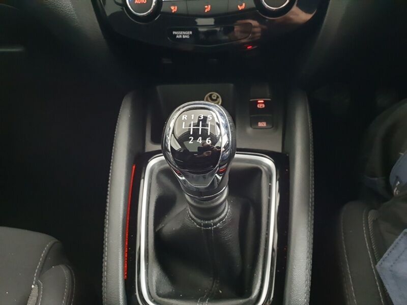 More views of Nissan QASHQAI