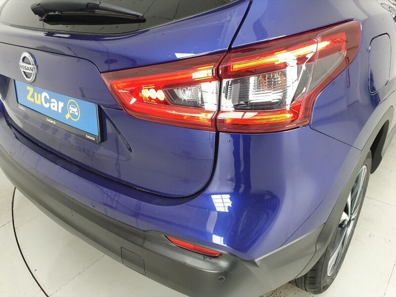 More views of Nissan QASHQAI
