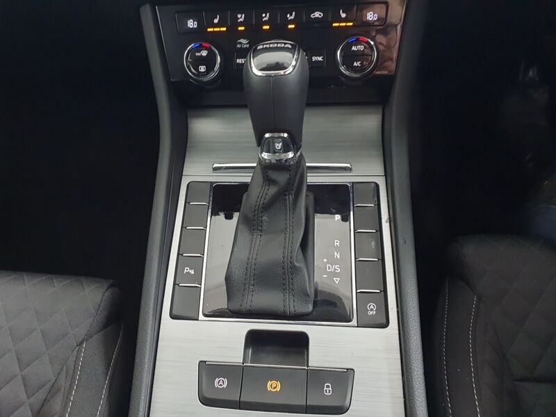 More views of Skoda Superb