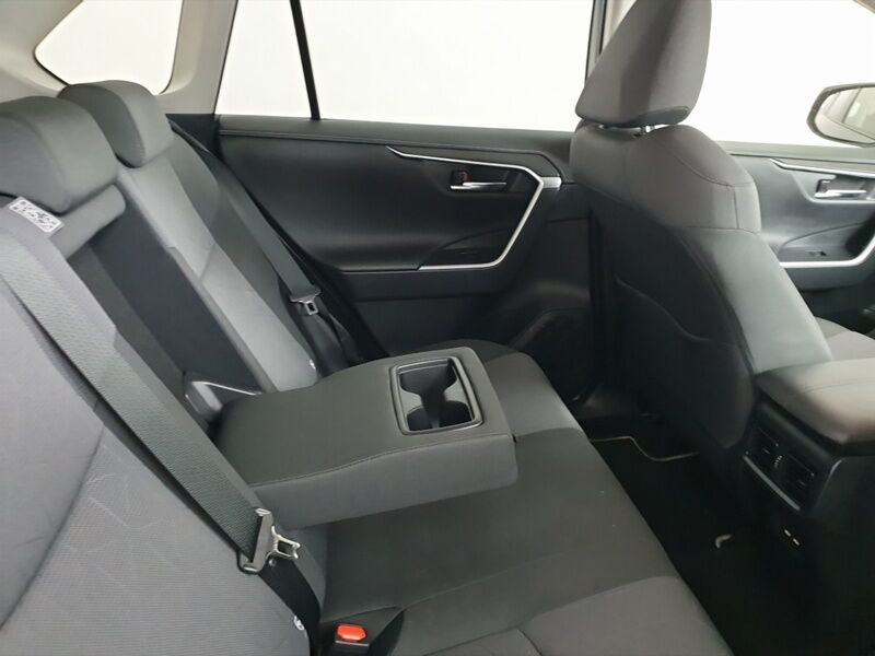 More views of Toyota Rav4