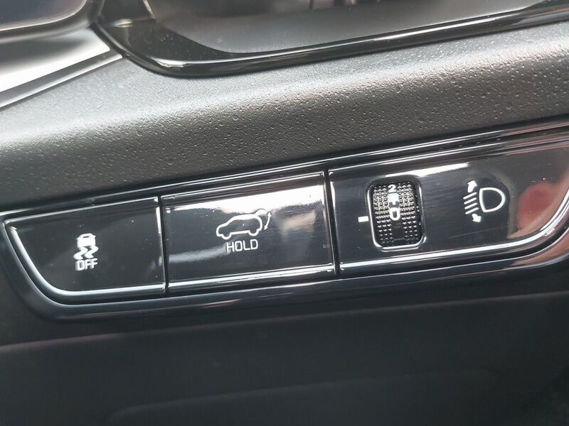 More views of Kia E-Niro