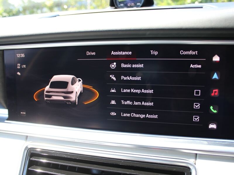 More views of Porsche Panamera