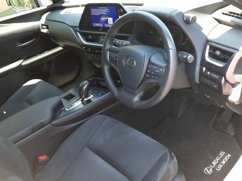 More views of Lexus UX