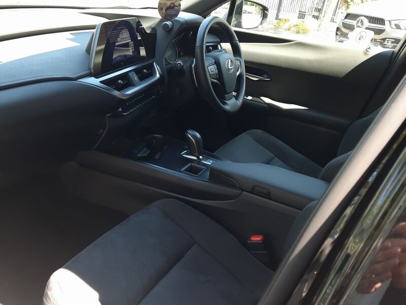 More views of Lexus UX