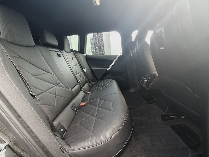 More views of BMW iX