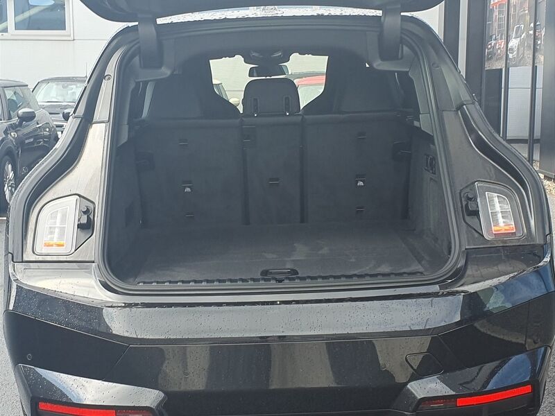 More views of BMW iX