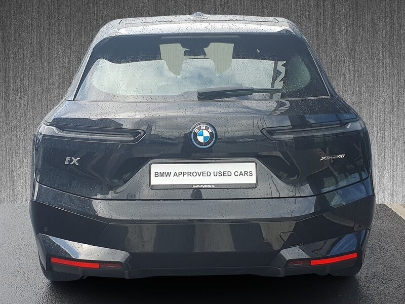 More views of BMW iX