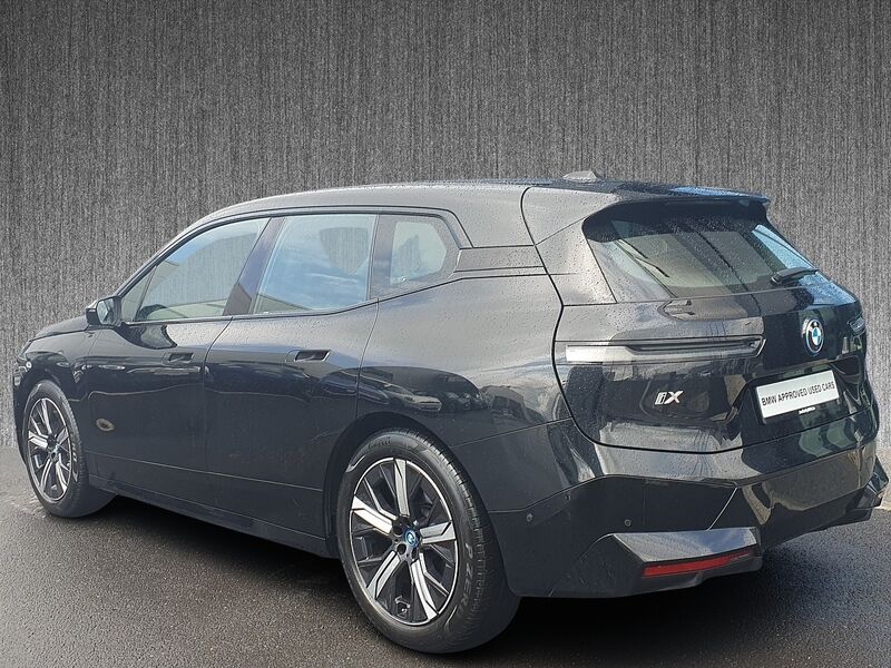 More views of BMW iX