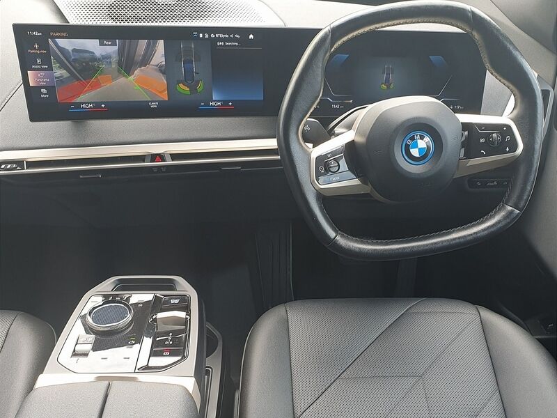 More views of BMW iX