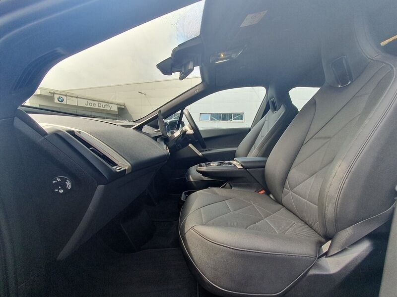 More views of BMW iX