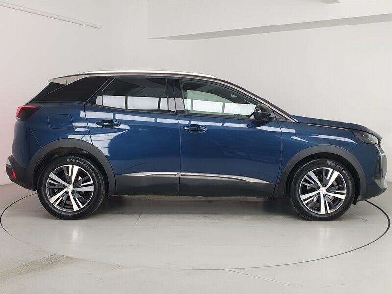 More views of Peugeot 3008