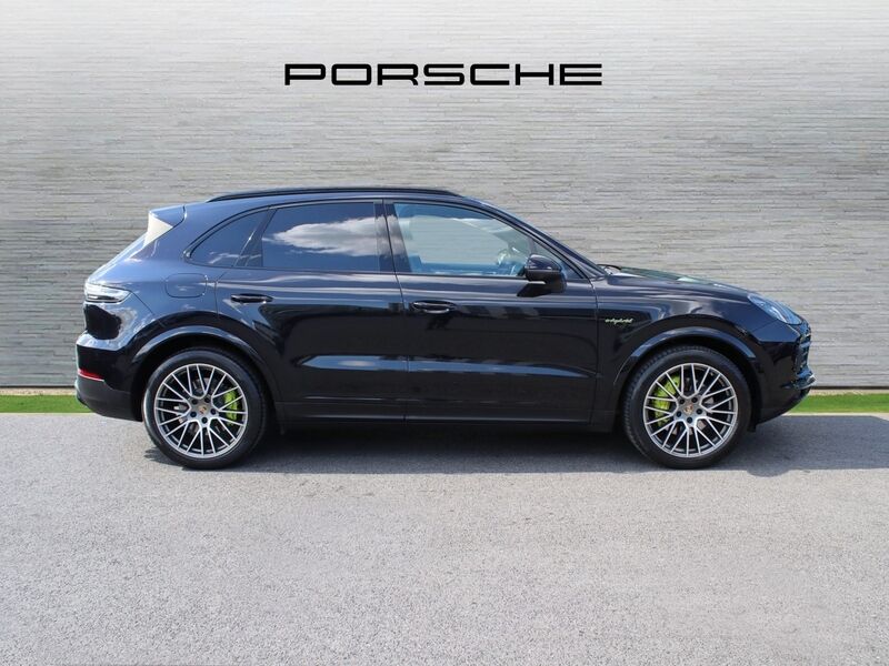 More views of Porsche Cayenne