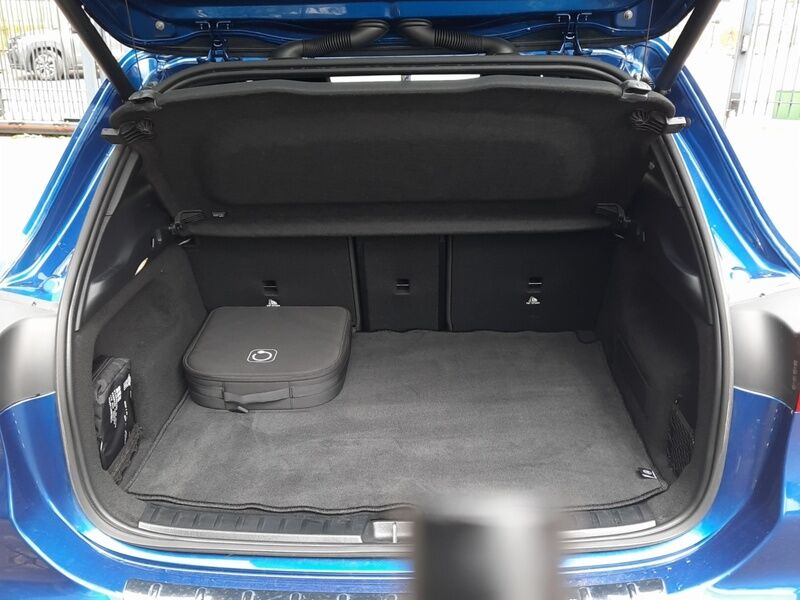 More views of Mercedes-Benz EQA