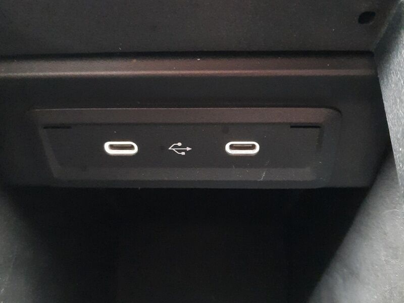 More views of Mercedes-Benz EQA