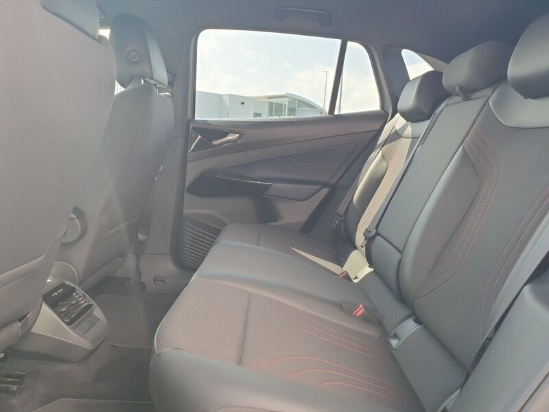 More views of Volkswagen ID.4