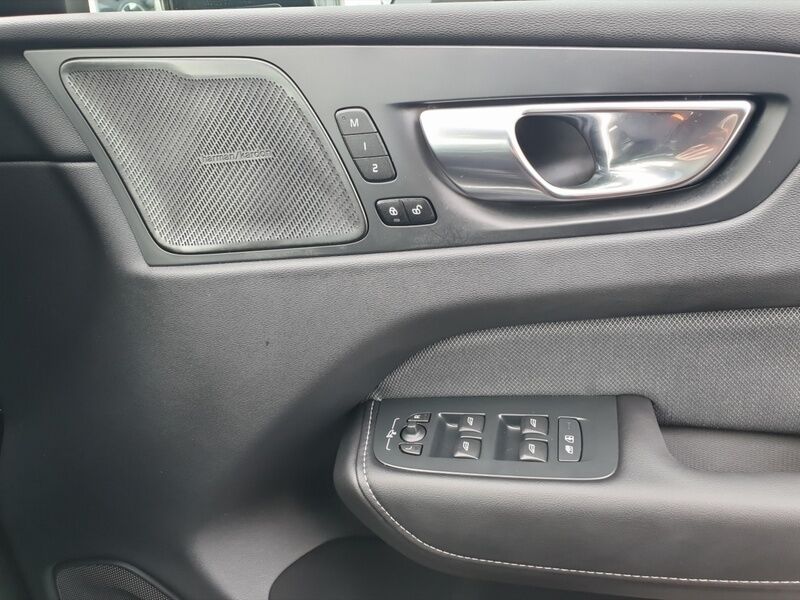 More views of Volvo XC60
