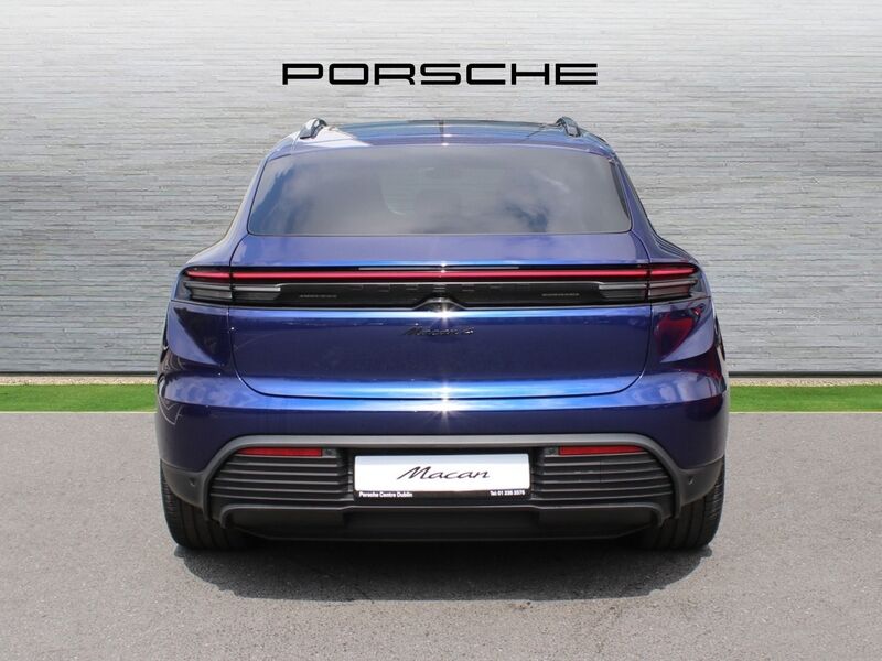 More views of Porsche Macan