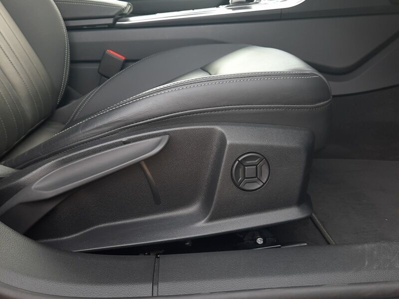 More views of Audi A6