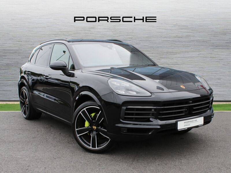 More views of Porsche Cayenne