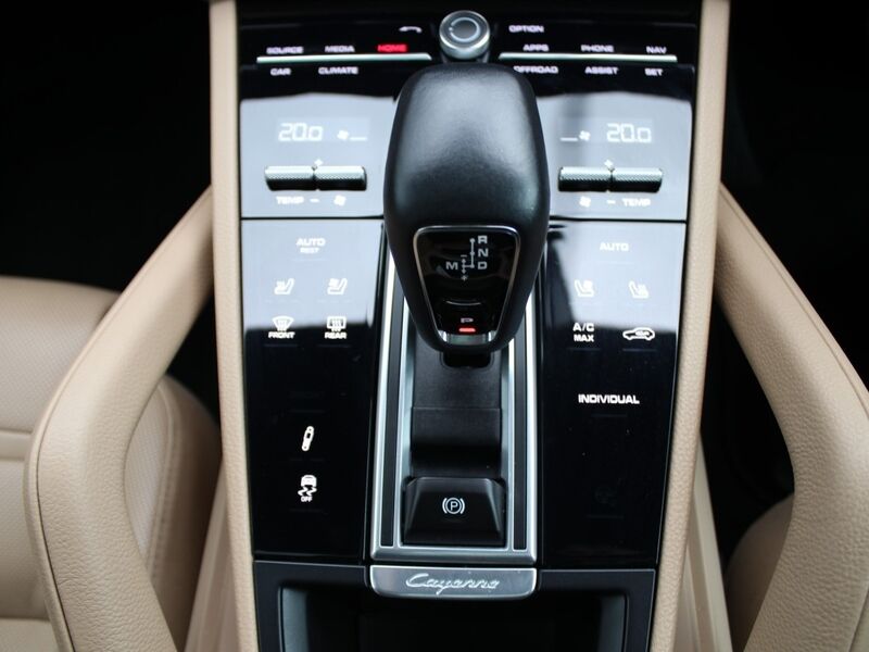 More views of Porsche Cayenne