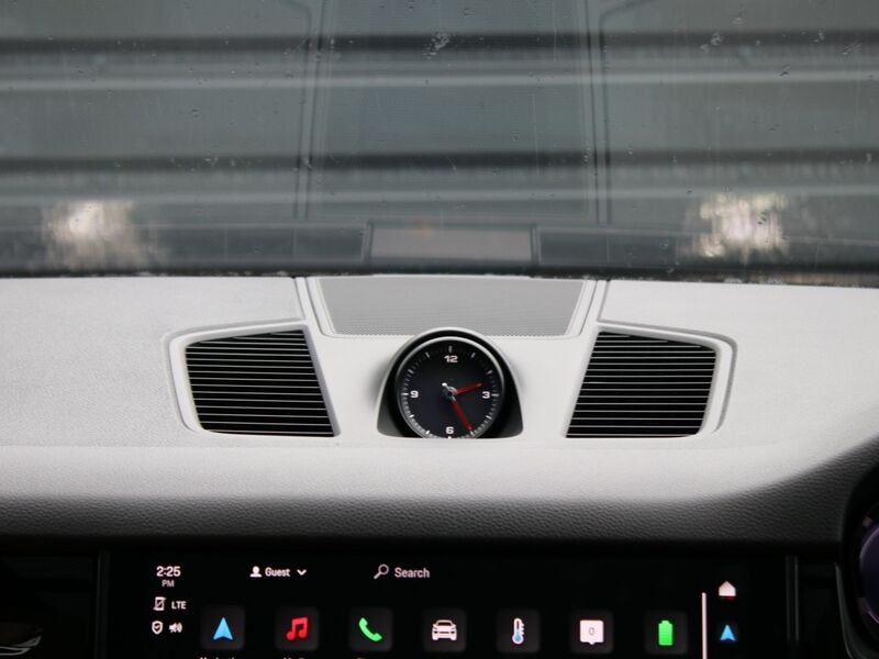 More views of Porsche Cayenne