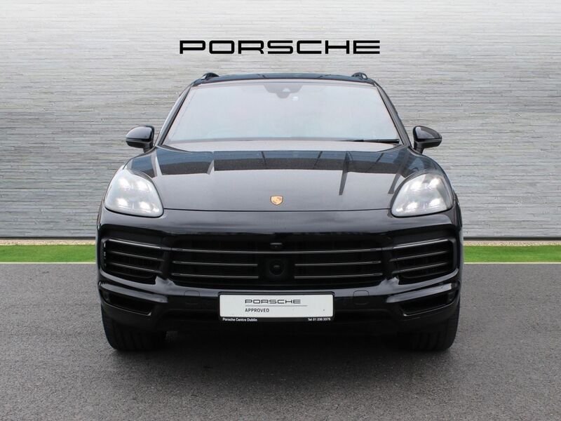 More views of Porsche Cayenne