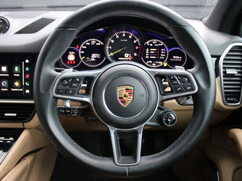 More views of Porsche Cayenne