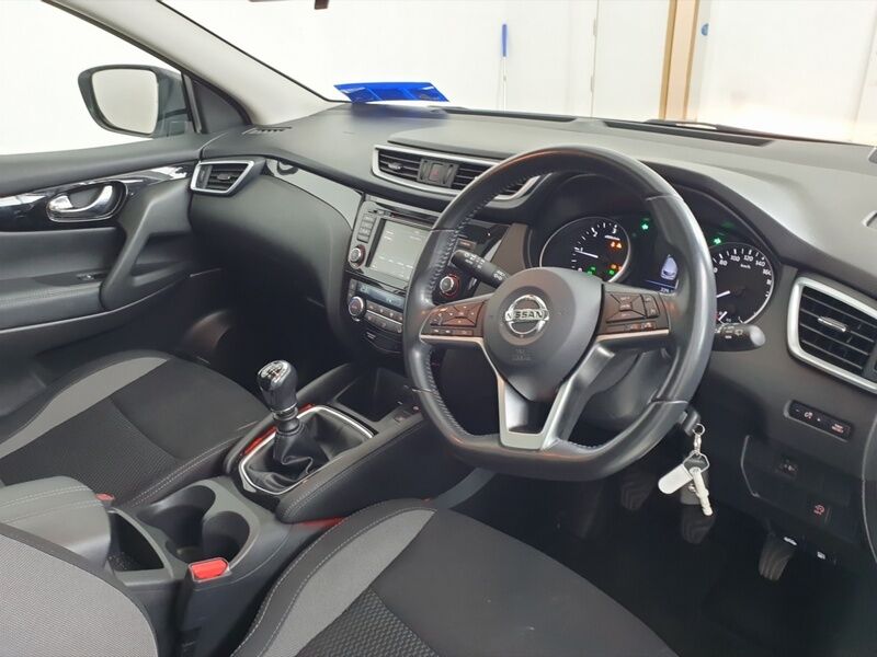 More views of Nissan QASHQAI