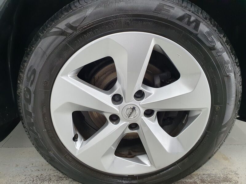 More views of Nissan QASHQAI