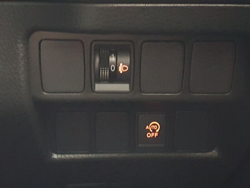 More views of Nissan QASHQAI