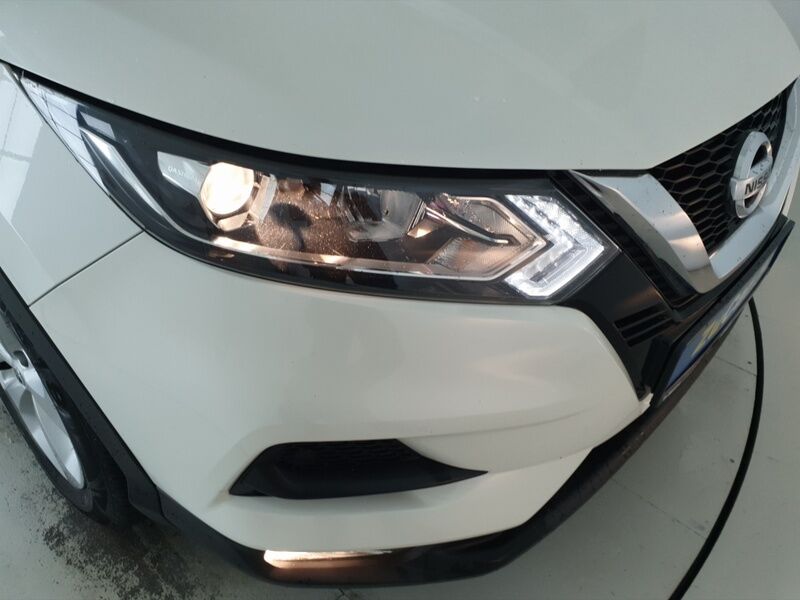 More views of Nissan QASHQAI