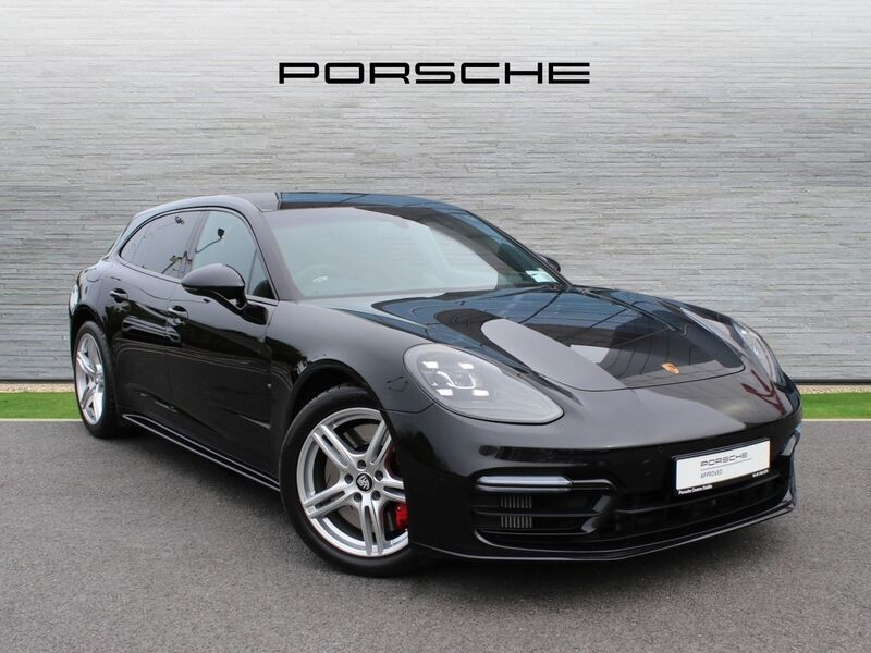 More views of Porsche Panamera