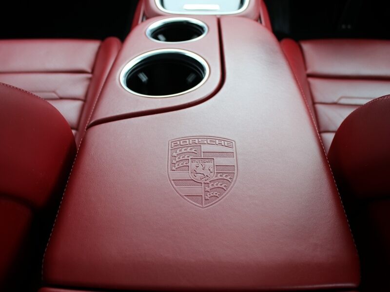 More views of Porsche Panamera