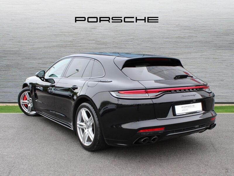 More views of Porsche Panamera