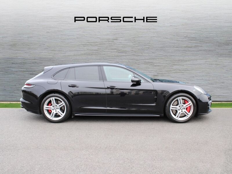 More views of Porsche Panamera