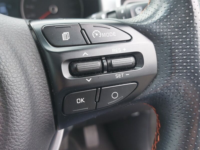 More views of Kia Stonic