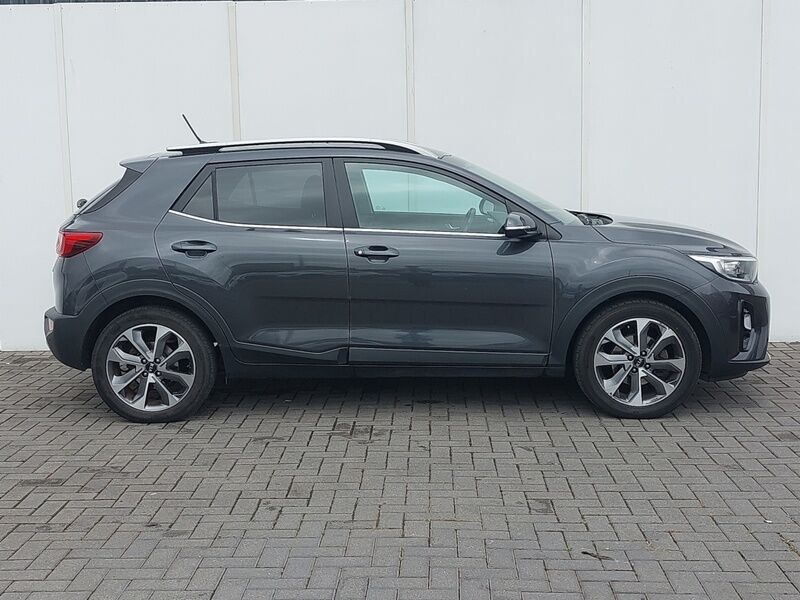 More views of Kia Stonic