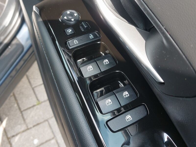 More views of Hyundai Tucson
