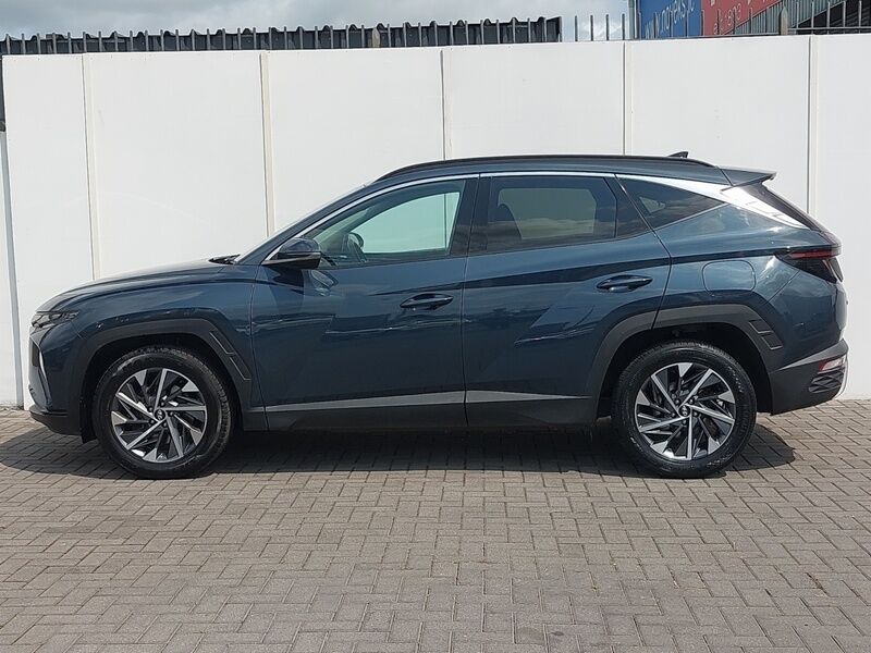 More views of Hyundai Tucson
