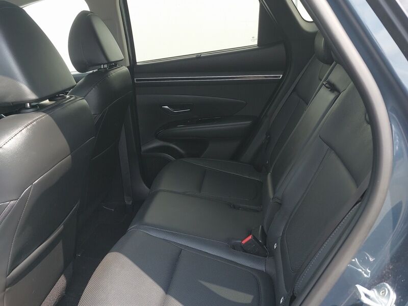 More views of Hyundai Tucson