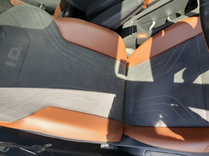 More views of Volkswagen ID.4