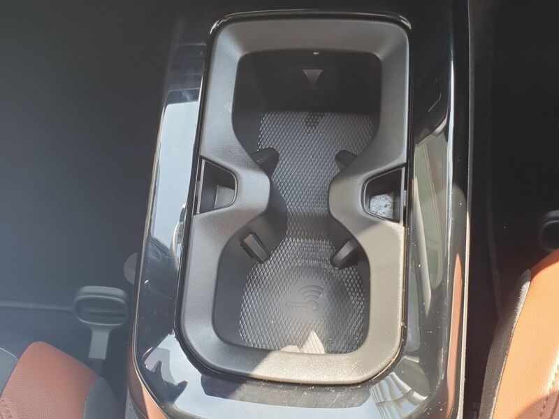 More views of Volkswagen ID.4