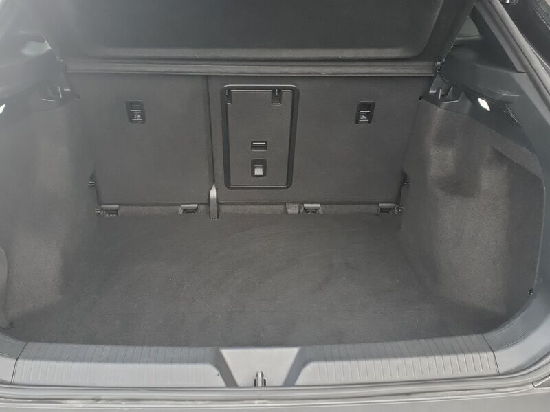 More views of Volkswagen ID.4