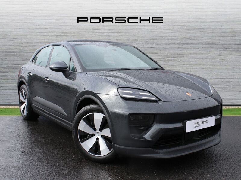 More views of Porsche Macan