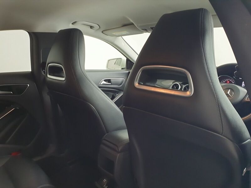 More views of Mercedes-Benz CLA