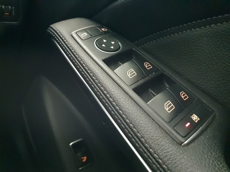 More views of Mercedes-Benz CLA