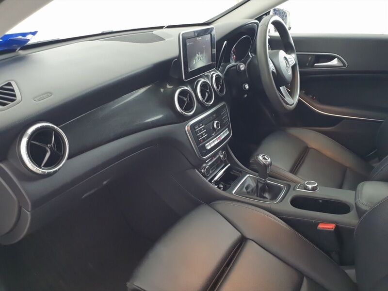 More views of Mercedes-Benz CLA
